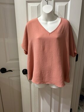 Entro women’s  size medium blouse